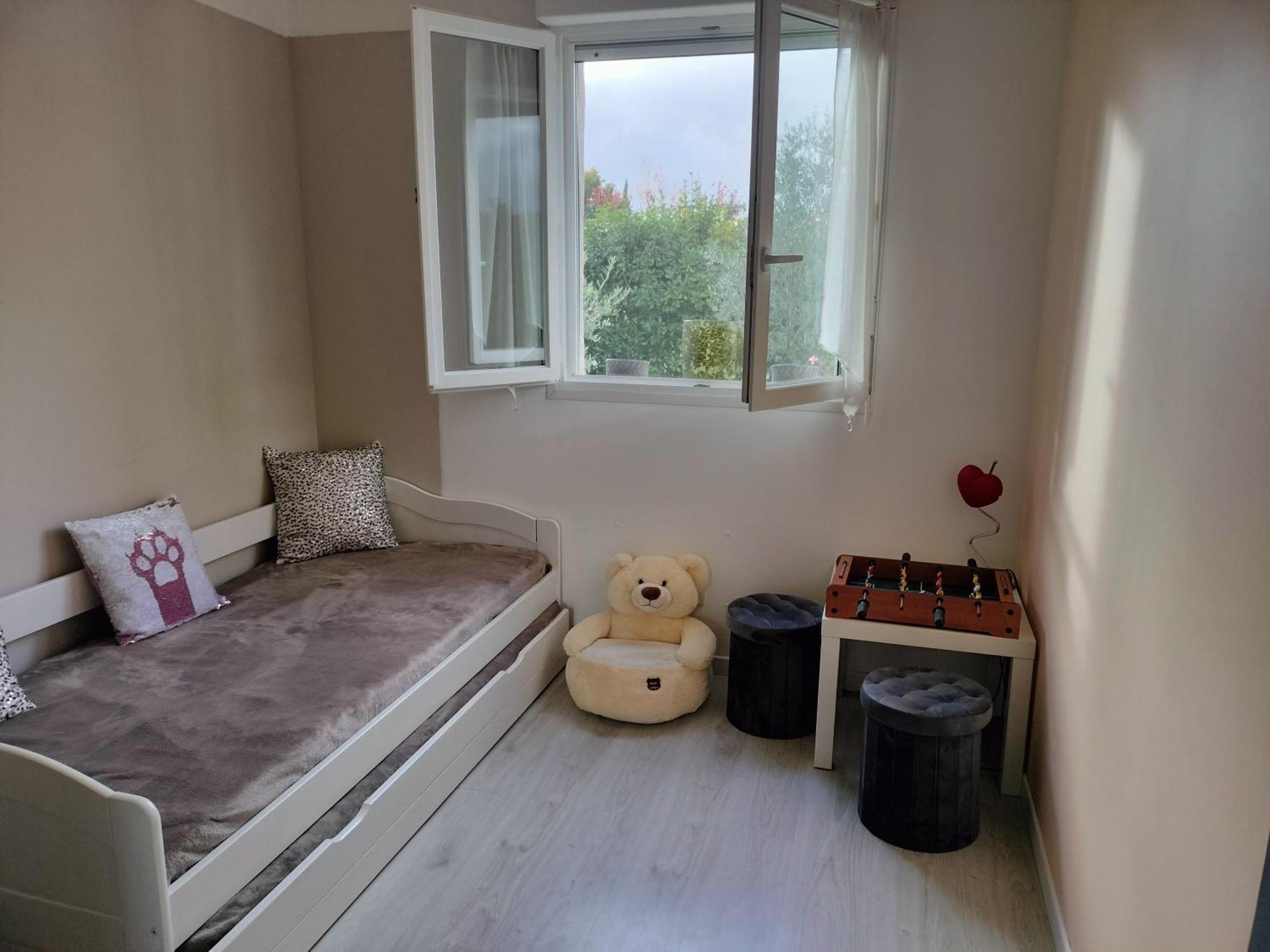 Un Studio Avec Une Entree Independante Thilouze Exteriér fotografie