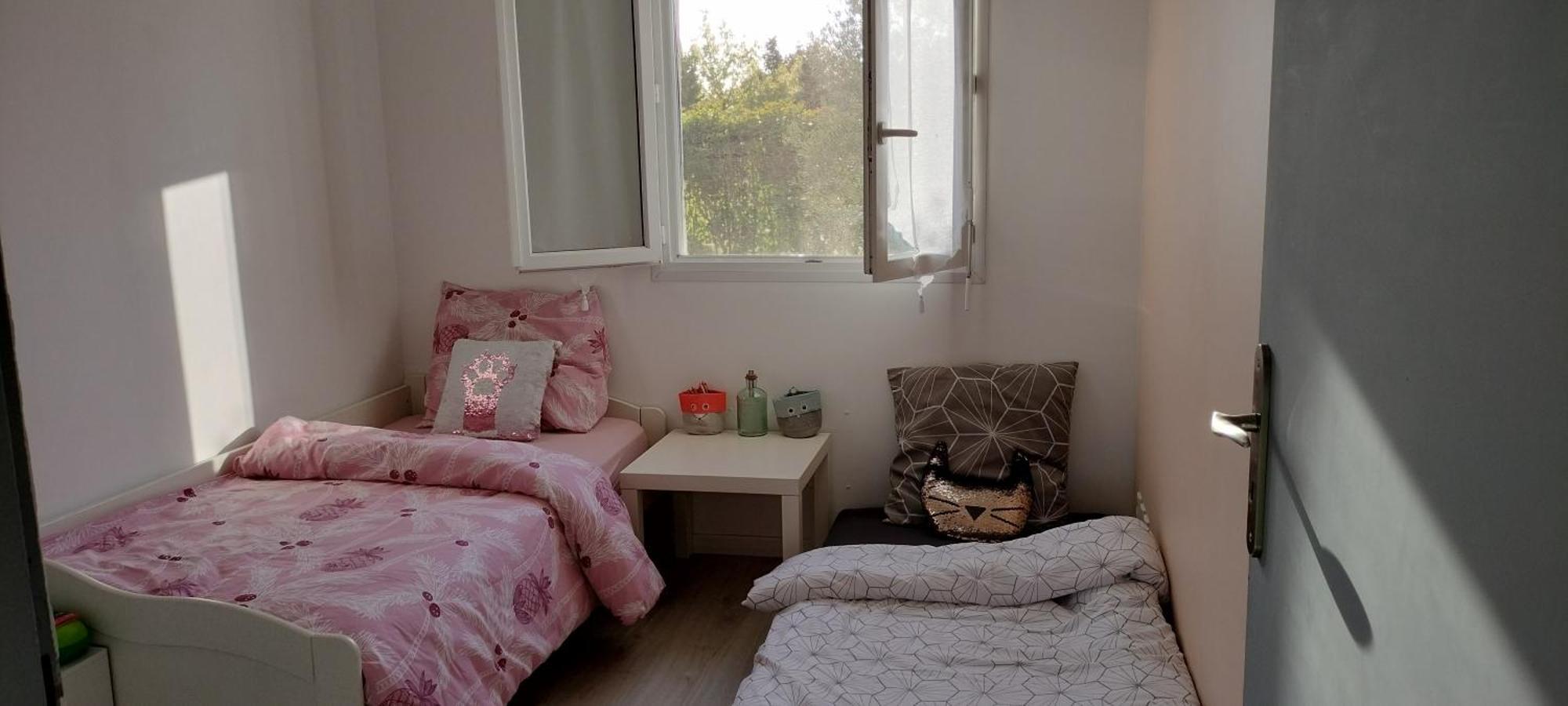 Un Studio Avec Une Entree Independante Thilouze Exteriér fotografie